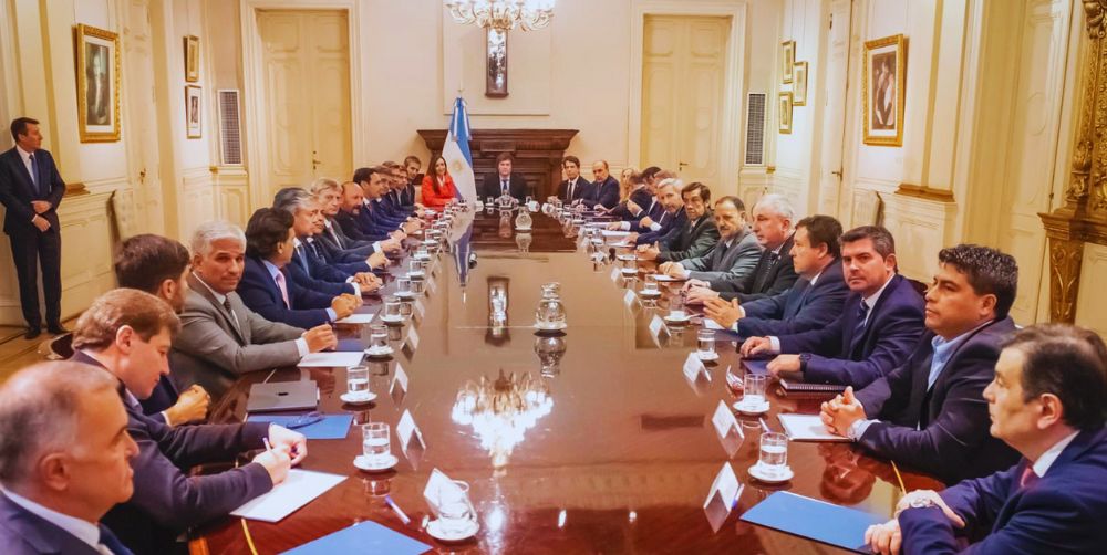 Gobernadores de todas las provincias visitaron la capital