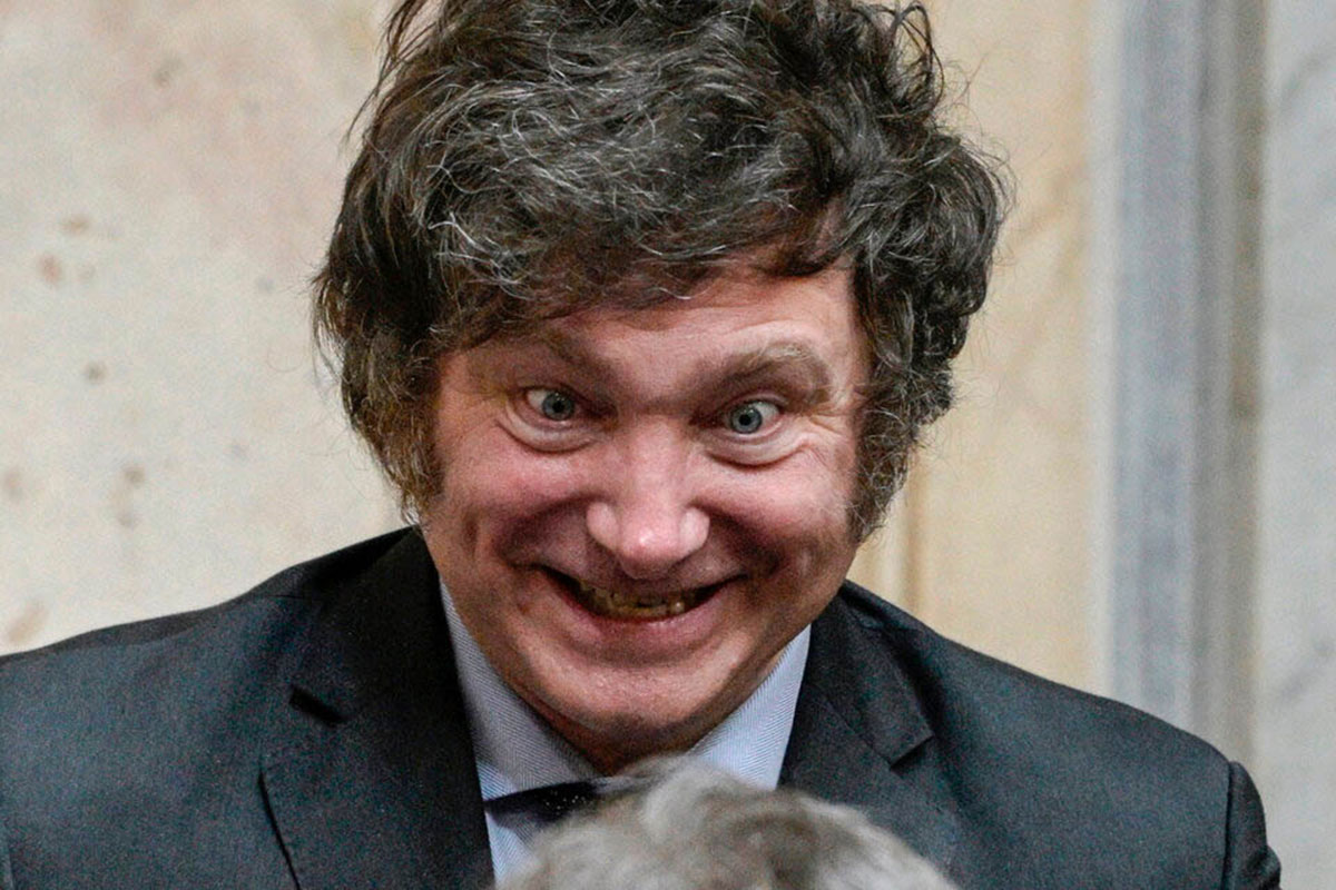 EMPEZARON LAS SESIONES ORDINARIAS Y AL QUIA NO LE MORIGERARON LA PASTELA