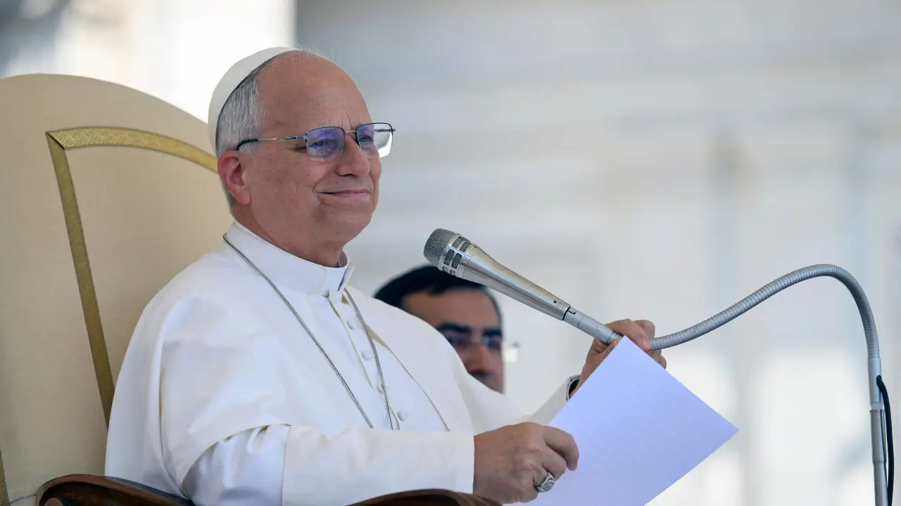 LLEGA EL PAPA A LA ARGENTINA Y SE ESPERA QUE EL GOBIERNO HAGA ALGUNA TONTERÍA